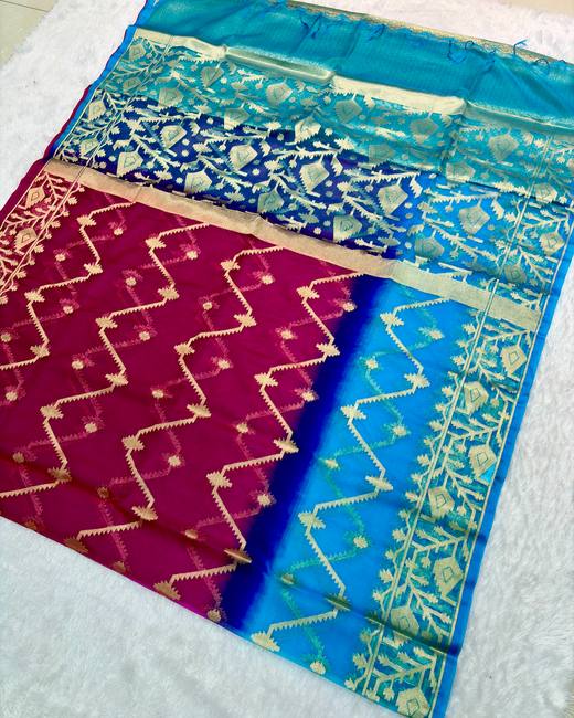 Soft Muslin Silk Jamdani Saree in Magenta with Blue