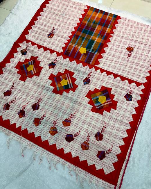 Applique Patchwork Bengal Tant Saree in Ivory with Red