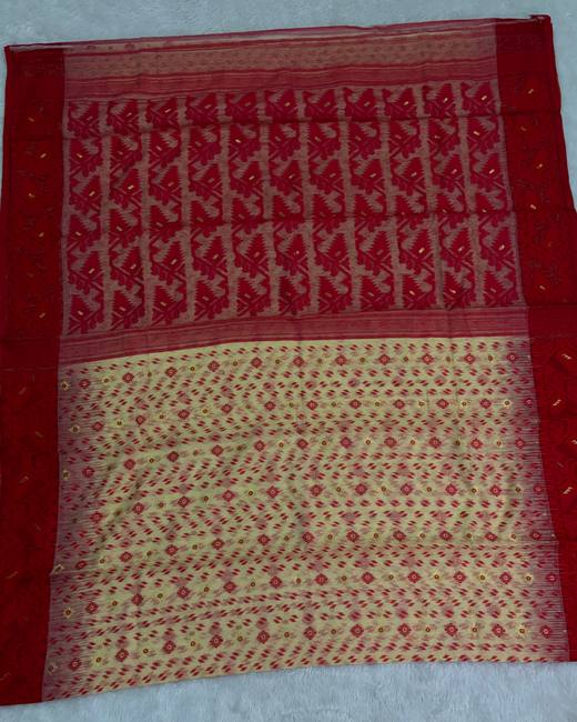 Soft Dhakai Jamdani Saree with Ikkat Border in Maroon with Cream