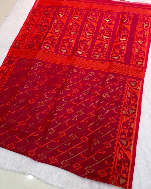 Koraat Work Dhakai Jamdani Saree in Red with Gold